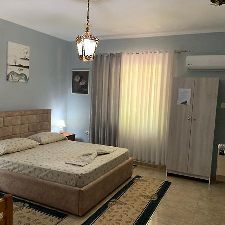 Vila Spaho Korce Esterno foto