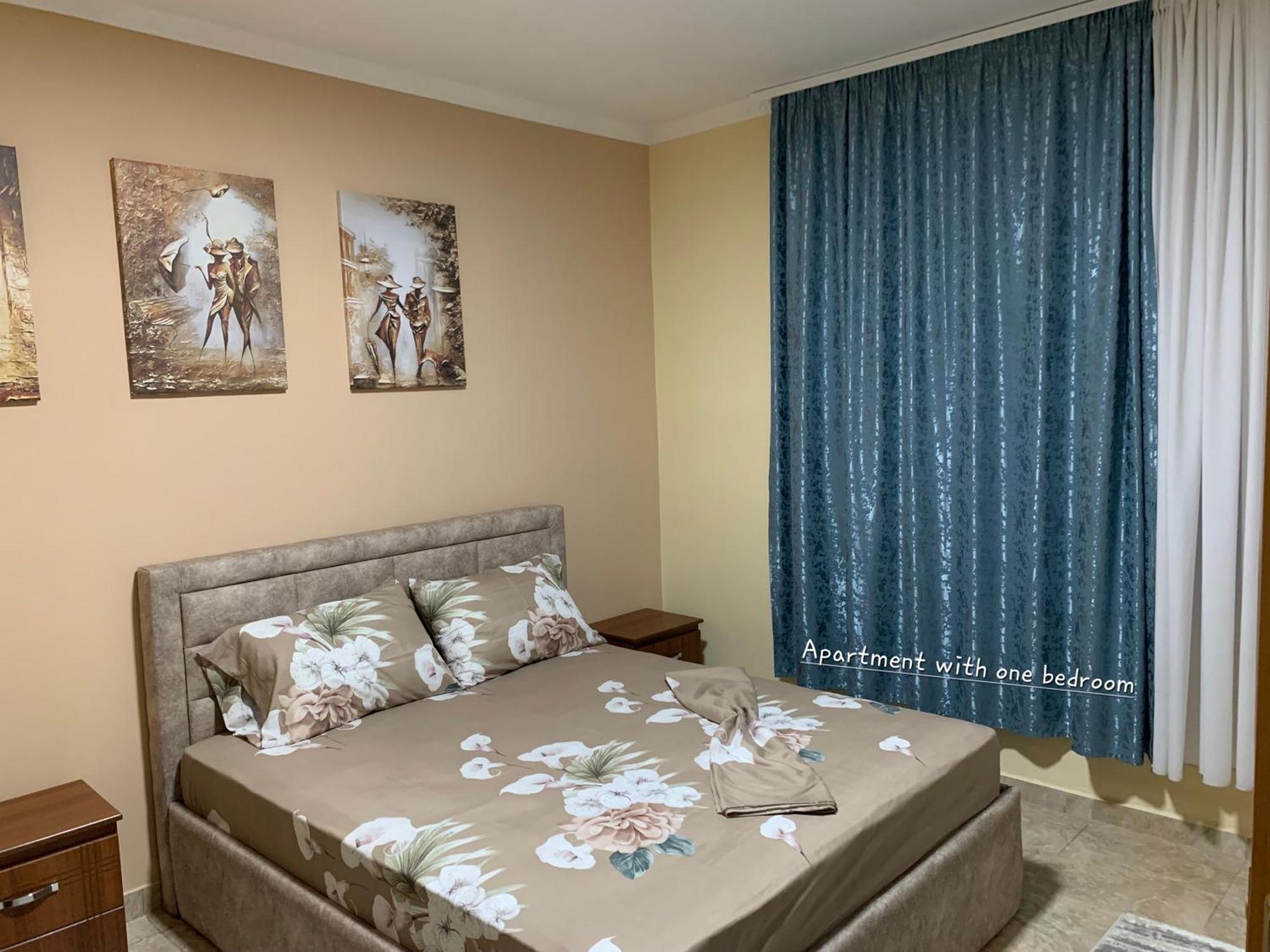 Vila Spaho Korce Esterno foto