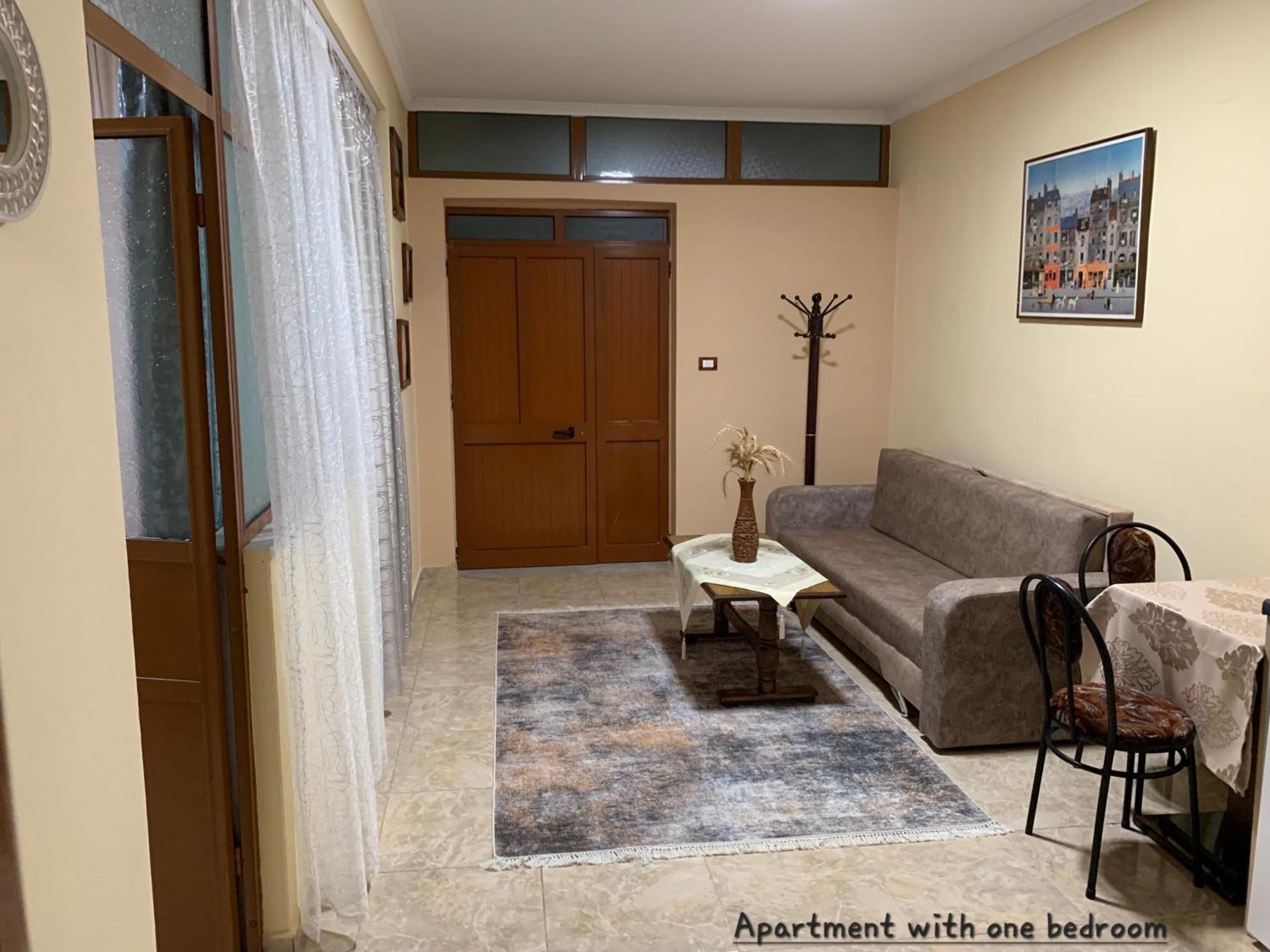 Vila Spaho Korce Esterno foto